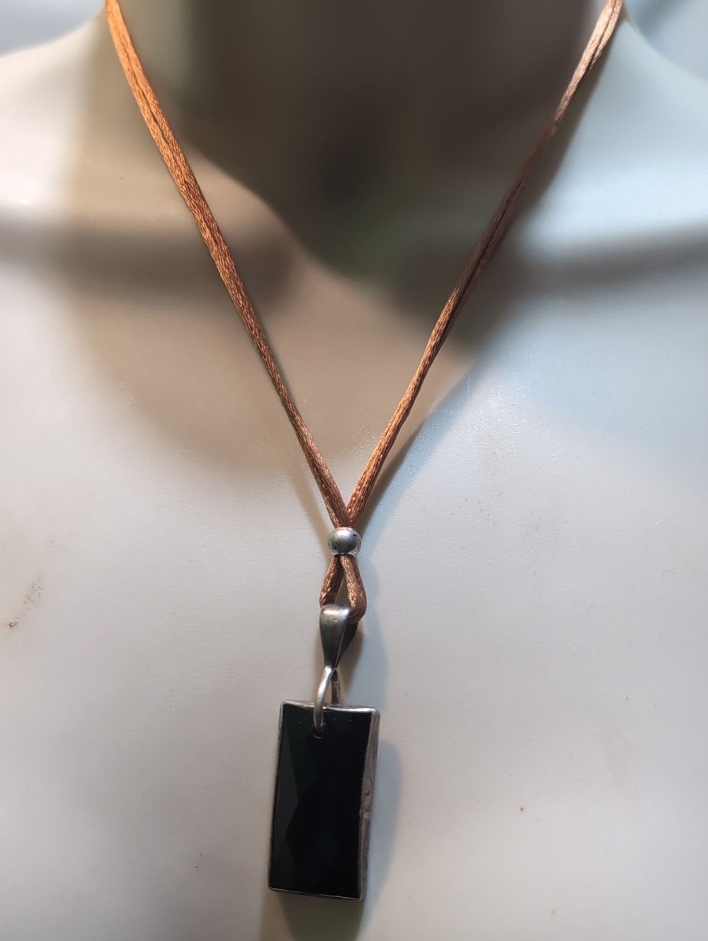Peyote Bird Black Rectangular Pendant Necklace on Brown Cord 925 Silver New